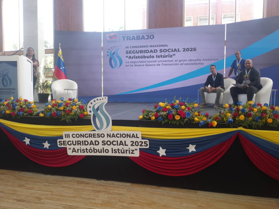 TRABAJADORES DUCOLSA PARTICIPAN EN EL III CONGRESO NACIONAL DE SEGURIDAD SOCIAL 2025 