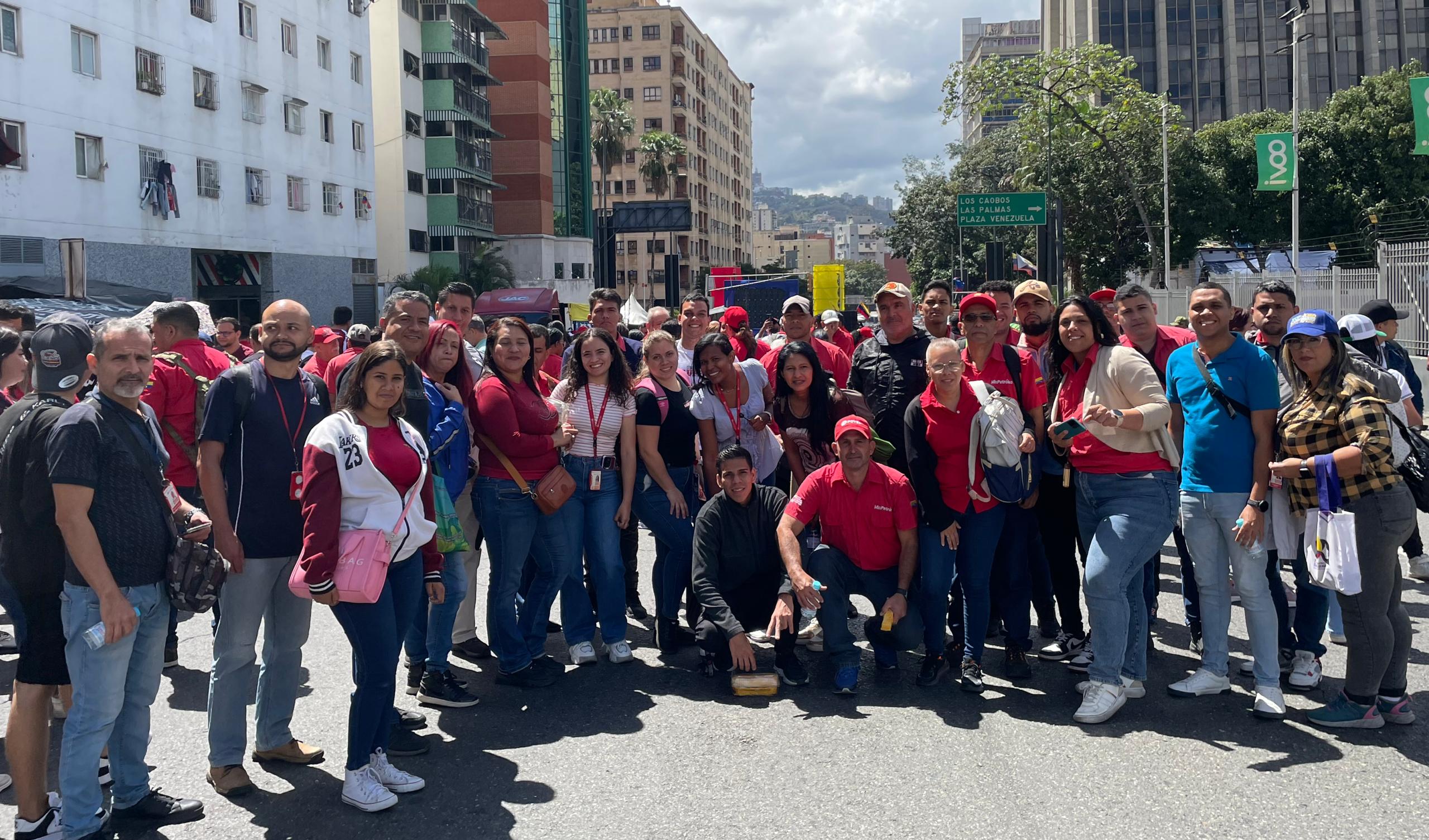 TRABAJADORES DE DESARROLLOS URBANOS S.A. (DUCOLSA) PARTICIPARON EN LA GRAN MARCHA POR EL DIA DE LA JUVENTUD VENEZOLANA